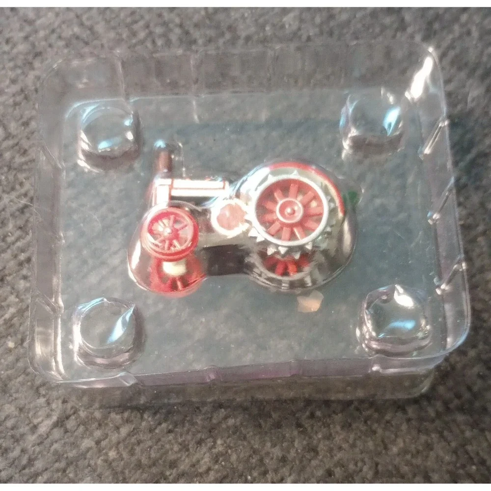Hallmark Keepsake 2005 Antique Tractors Miniature Ornament Die-Cast Metal 9th